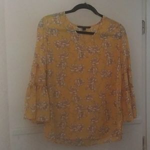 Beautiful bell sleeve blouse